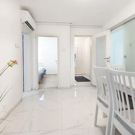 Apartman Pohorje Sun - Entire House