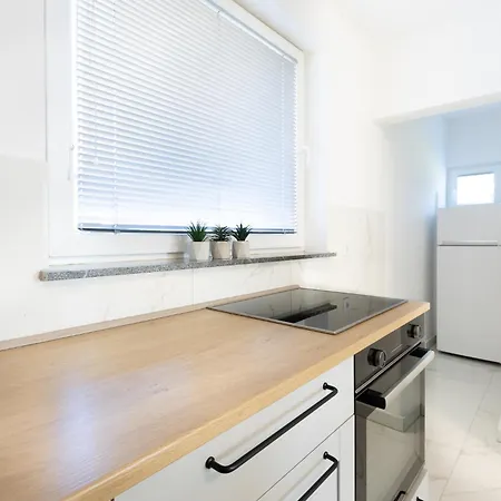 Pohorje Sun - Whole House Apartment Maribor
